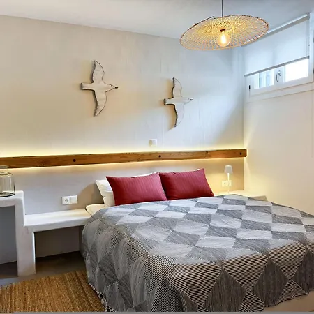 Holiday home Argana Sleeps 5 Plaka With Private Pool *